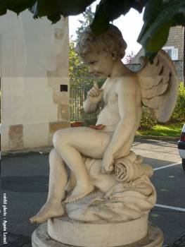 Statue « L'amour menaçant »